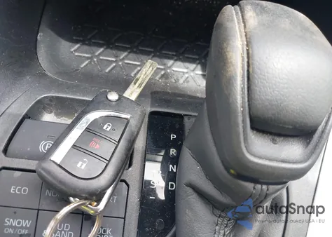 2021 Toyota Rav4 Le z USA, uszkodzony, nr VIN 2T3G1RFV7MW140437